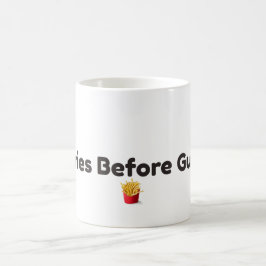 Taza divertida de café con 'Papas fritas antes que