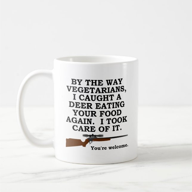 Taza divertida de la caza del favor vegetariano (Izquierda)