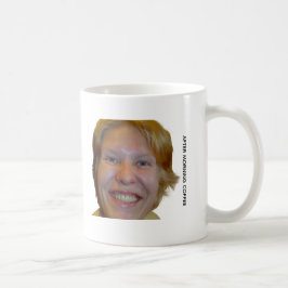 Taza divertida de meme de antes y después del café