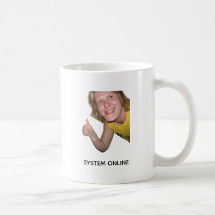 Taza divertida del sistema de carga de café en lín