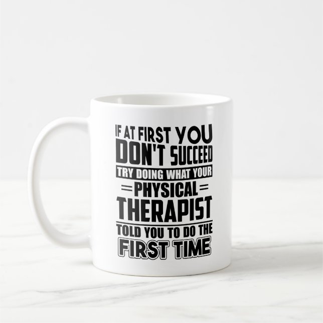 Taza divertida del terapeuta físico (Izquierda)
