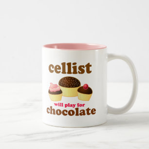 Taza divertida del violoncelo del chocolate