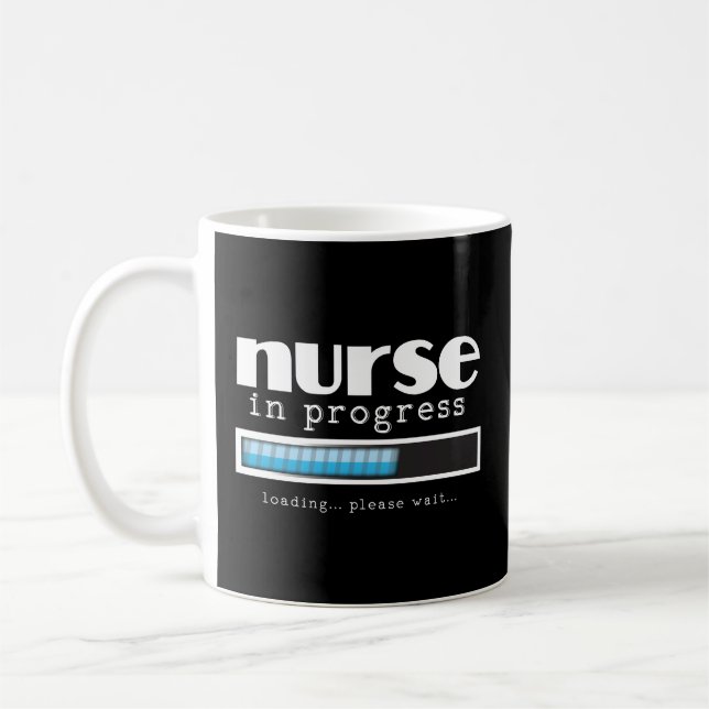 Taza divertida en curso del regalo del estudiante (Izquierda)