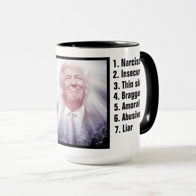 Taza Donald Trump: Líder del culto (Anverso derecho)