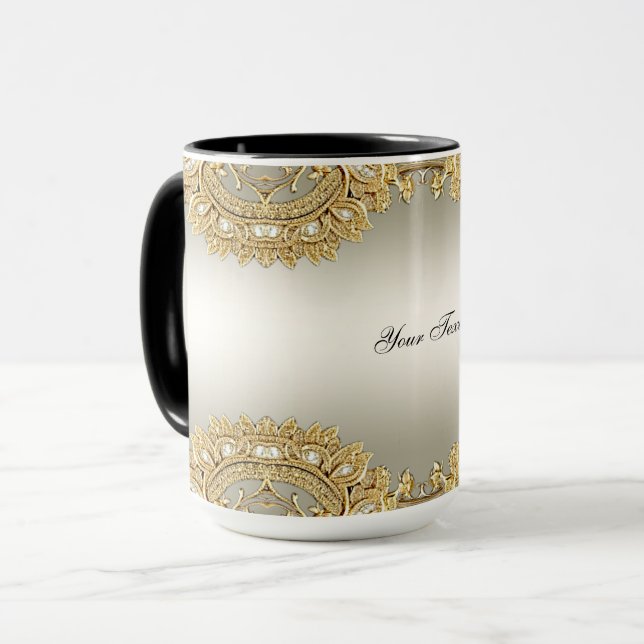 Taza Dorada Ornamentada (Anverso izquierdo)
