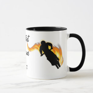 Taza Dos motos sucias en carretera con llamas