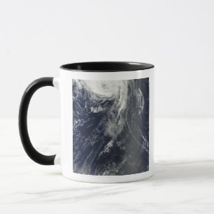 Taza Dos tormentas potentes atraviesan el Océano