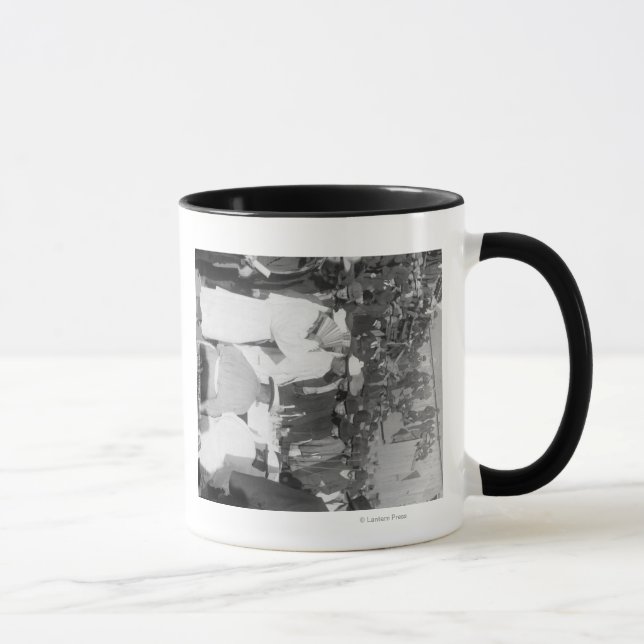 Taza Duelo chino en servicio de entierro para "High Lee (Derecha)