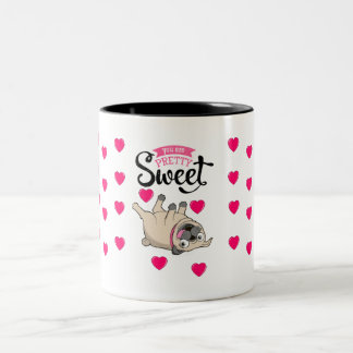 Taza dulce bonita del barro amasado