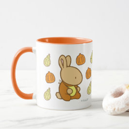 Taza dulce del otoño del conejito