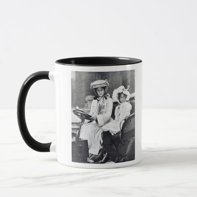 Taza Duquesa de Millicent de Sutherland y su hija (Izquierda)