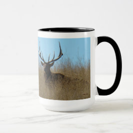 Taza E26 Alce Macho Acostado en las Malezas