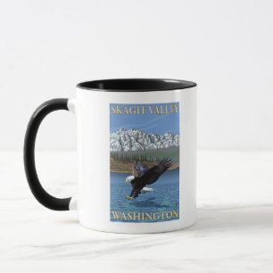 Taza Eagle calvo que se zambulle - valle de Skagit,