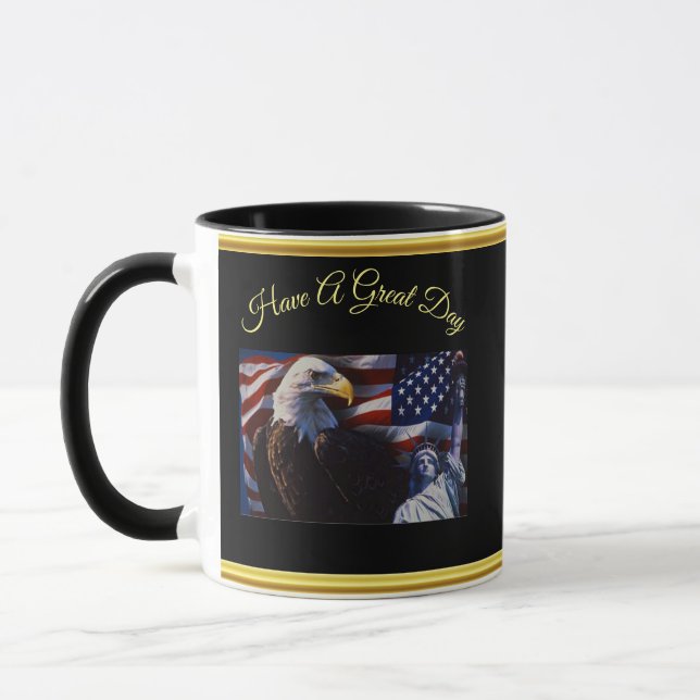 Taza Eagle calvo una estatua de la libertad una bandera (Izquierda)