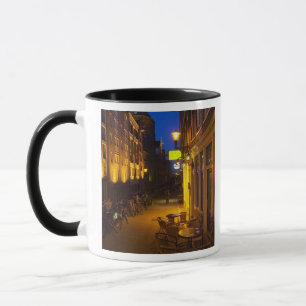 Taza Edificios con fachada del siglo XVII o XVIII y