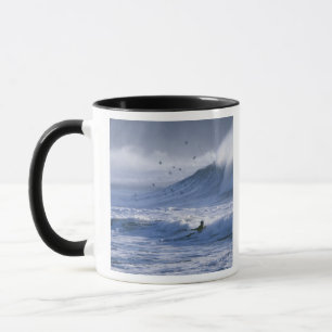 Taza EE. UU., Estado de Washington, La Push. Hombre en 