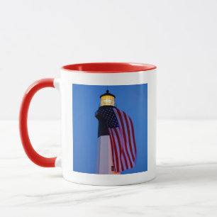 Taza EE. UU., Georgia, Isla Tybee, Bandera ondeando 2