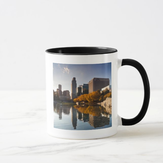 Taza EE.UU., Nebraska, Omaha, Gene Leahy Mall, Skyline (Derecha)