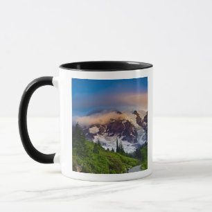 Taza EE. UU., Washington, Monte Rainier. Sol de la maña