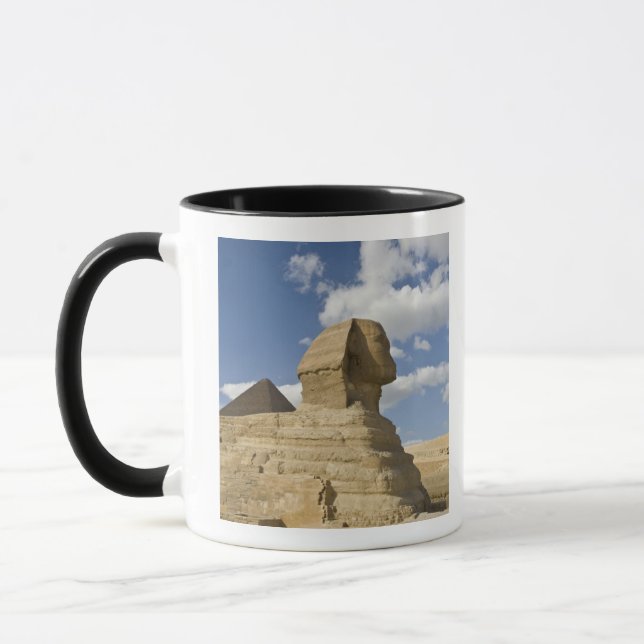 Taza Egipto, Giza. La gran Sfinx se eleva sobre la (Izquierda)
