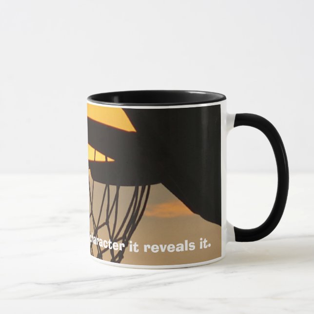 Taza El baloncesto no construye el characte… (Derecha)