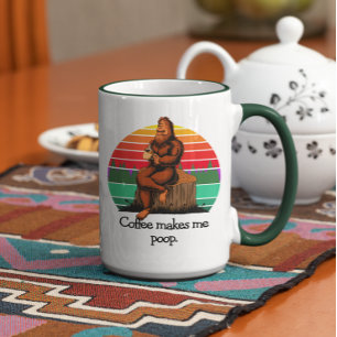 Taza El café me hace poop Bigfoot Sasquatch Funny 15 oz