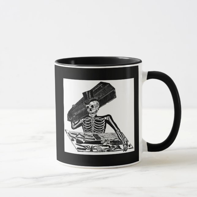 Taza "El Calavera de la gente" circa 1800's México (Derecha)