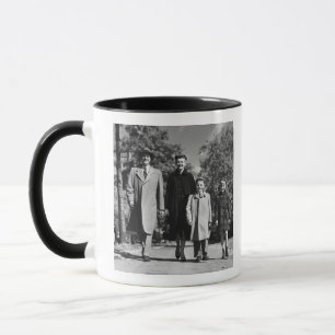 Taza El caminar de la familia