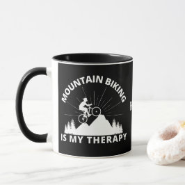 Taza El ciclismo de montaña es mi terapia