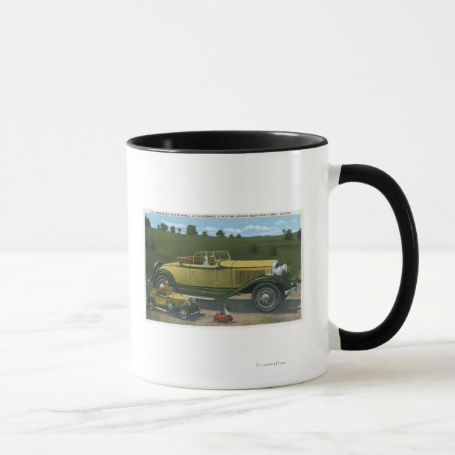 Taza El coche más grande del mundo, probador de Studeba (Derecha)
