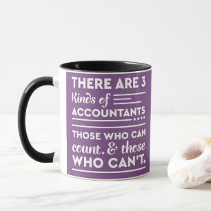 Taza El contable púrpura dice "3 clases de contables "