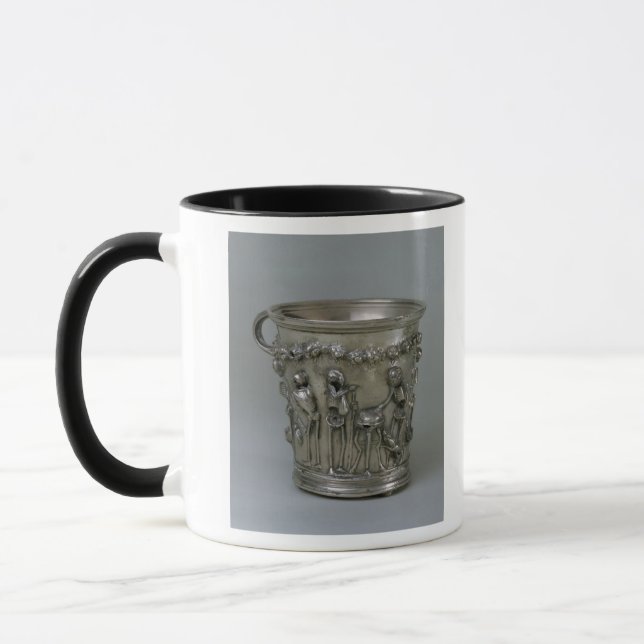 Taza El cubilete grabó en relieve con los esqueletos (Izquierda)