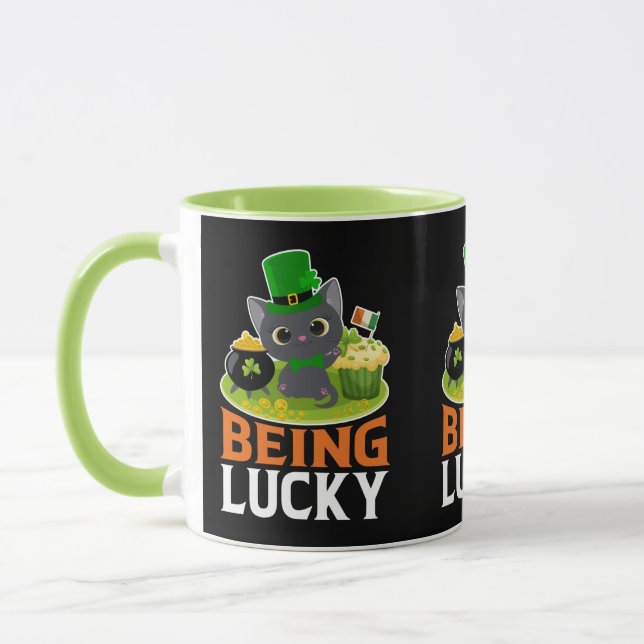 Taza El Día de San Patricio es afortunado (Izquierda)