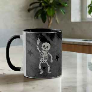 Taza El divertido y divertido esqueleto anti Trump del 