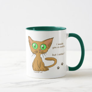 Taza El gatito lindo comió su galleta