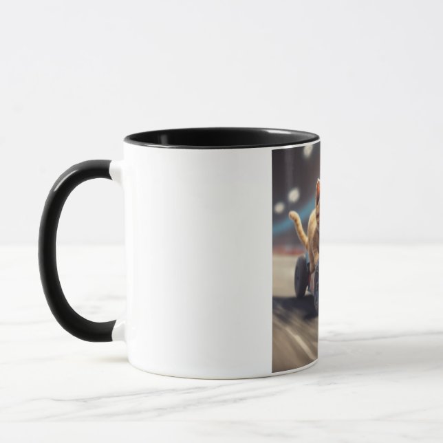 Taza El gato conduce un auto de carreras azules (Izquierda)