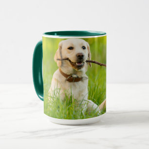 Taza El Labrador Amarillo Juega A La Bota Con Palo