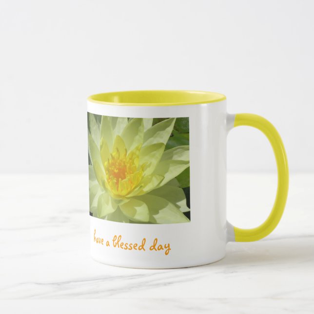 Taza el loto, tiene un día bendecido (Derecha)