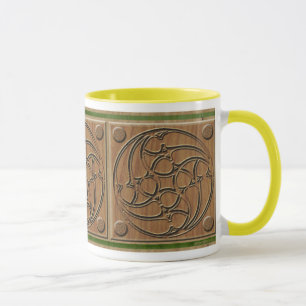 Taza El panel triple espiral gótico medieval