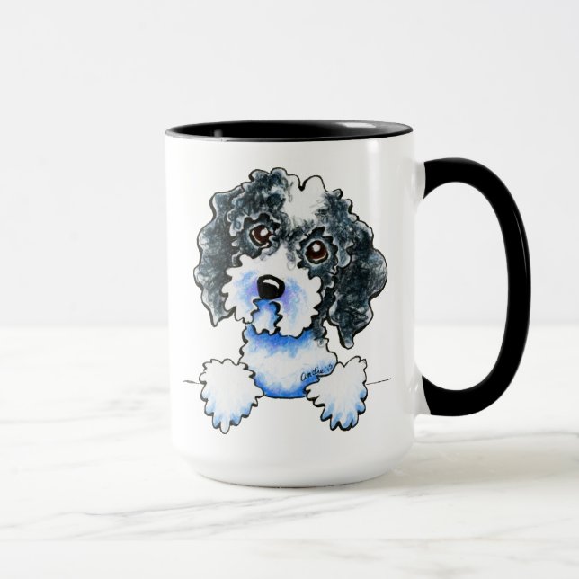 Taza El partido negro Cockapoo se alineó (Derecha)
