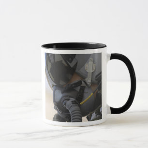 Taza El piloto se sienta en su A-10 rayo II