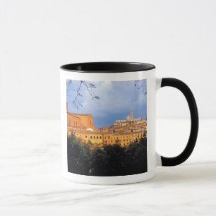 Taza El pueblo toscano de Sienna, Italia.