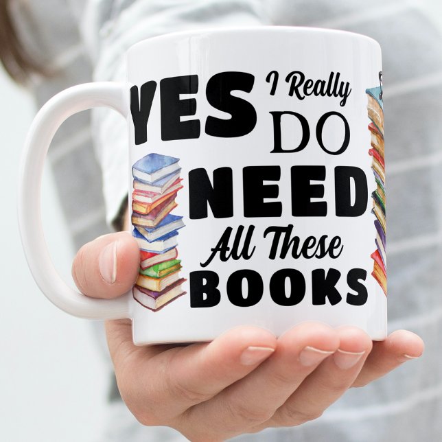 Taza El regalo de los amantes del libro que necesito to (Subido por el creador)