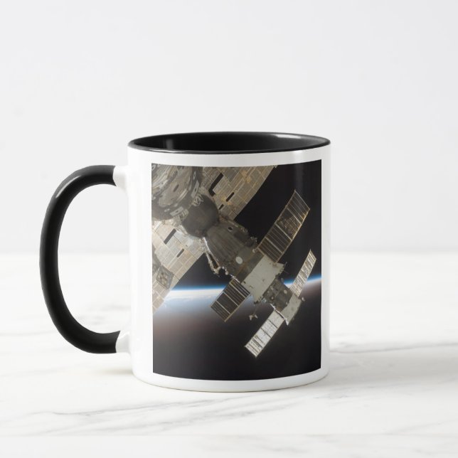 Taza El Soyuz 13 acoplado (Izquierda)