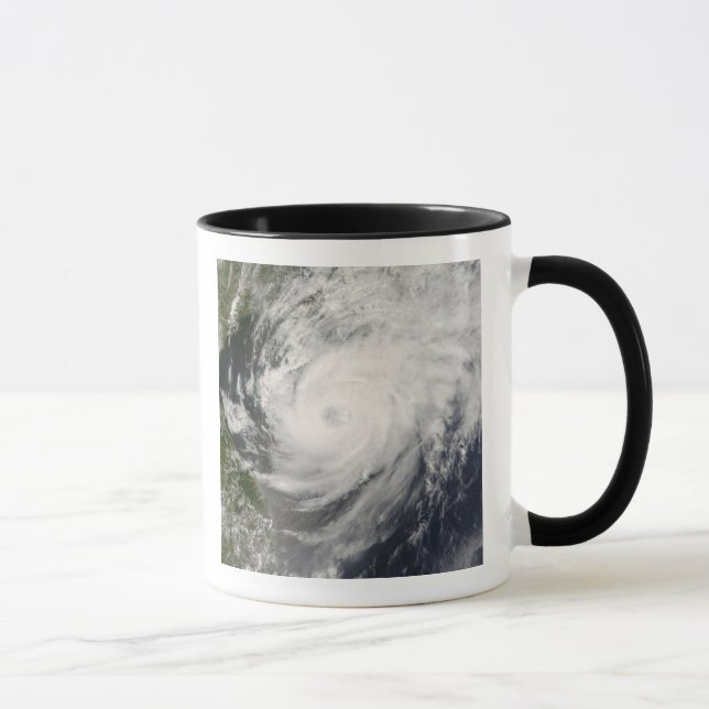 Taza El tifón Neoguri se acerca a China (Derecha)