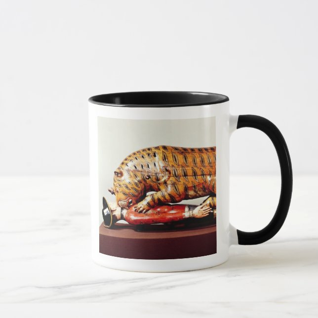 Taza El tigre de Tipu, c.1790 (madera) (Derecha)