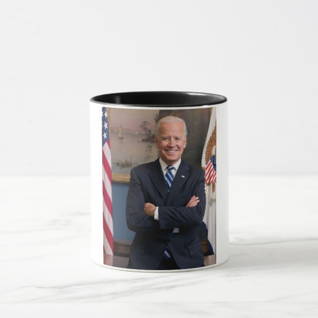 Taza El vicepresidente Joe Biden de la presidencia de O (Centro)