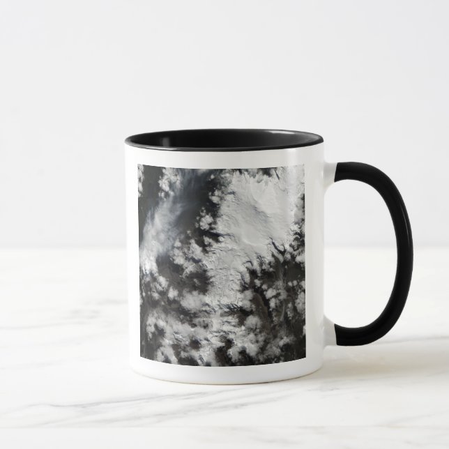 Taza El volcán Chaiten en Chile (Derecha)