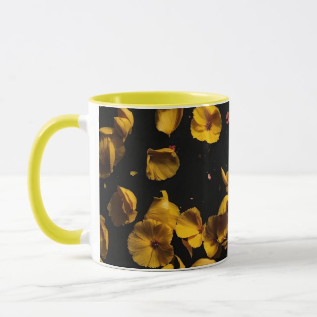 Taza "Elegancia otoñal: Mug adornada con flor que cae (Izquierda)