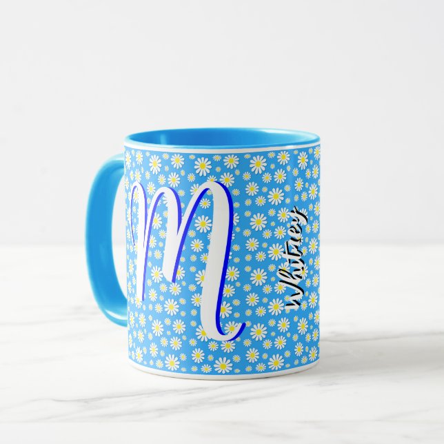 Taza Elegante Daisies (Azul claro) Floral Monogramado (Anverso izquierdo)